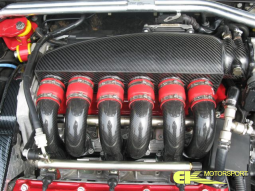 Alfa Spider 3.7 V6 24 V mit Carbon-Plenium und grössere Carbonansaugrohre