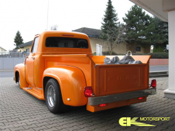 FORD F 100 Baujahr 1953 V8 7,2 Liter