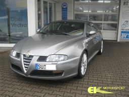 ALFA GT 3,2 V6 mit Q2