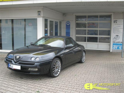Alfa Spider 2.0 L 16V Turbo Novitec